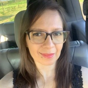 Iris Medina